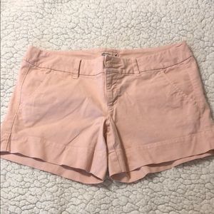 Like new! Pale pink AE shorts